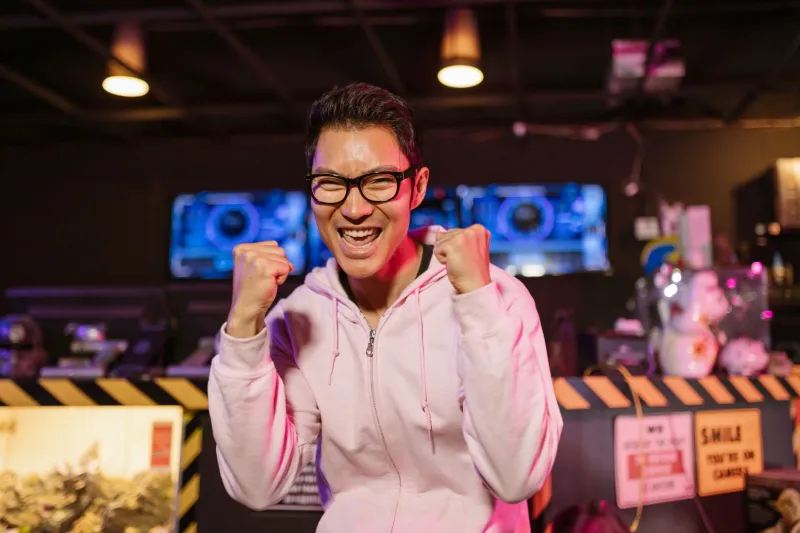 Sweats at Home, Suits at the Stage: The Double Life of the Modern Esports Pro